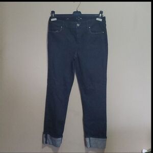 White house black market the slim ankl size 6